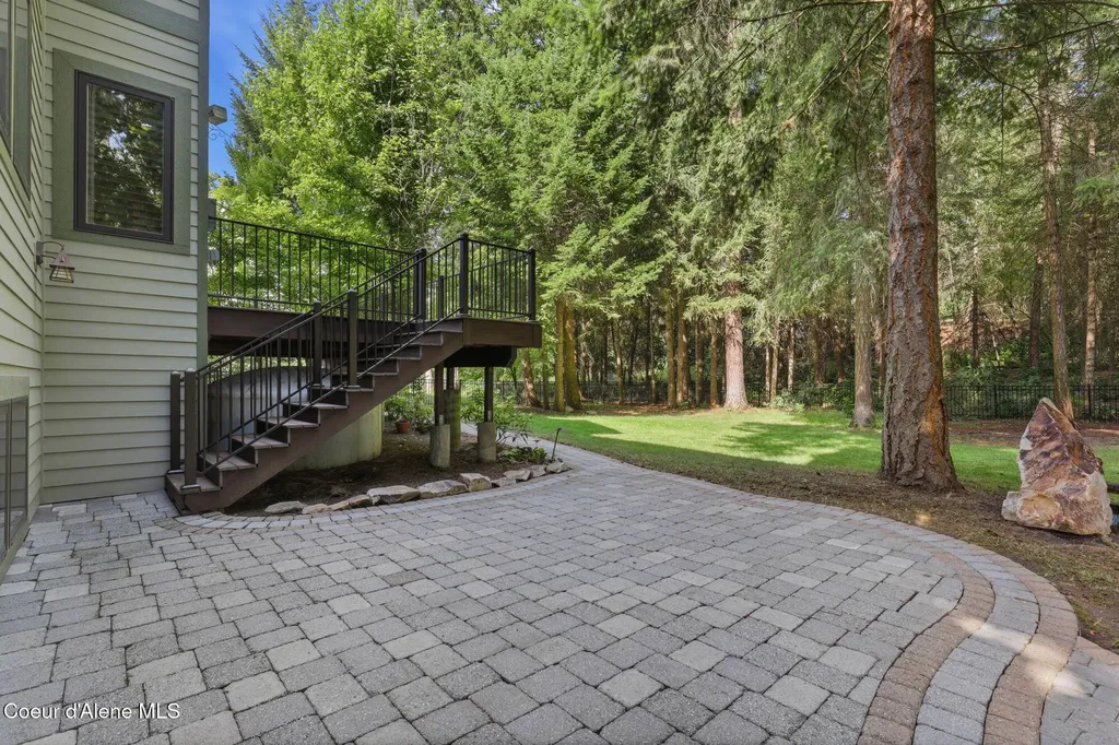 9622 N Country Club Drive Hayden Lake ID 83835