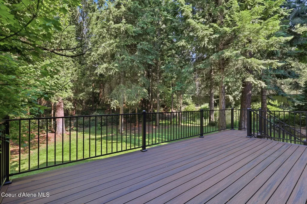 9622 N Country Club Drive Hayden Lake ID 83835
