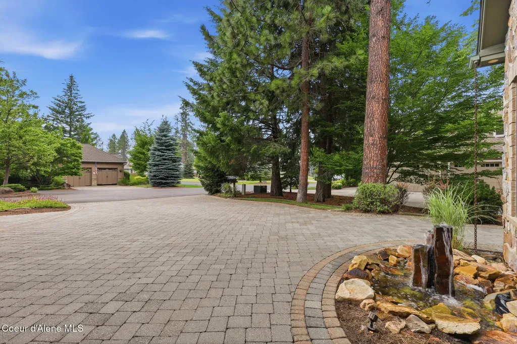 9622 N Country Club Drive Hayden Lake ID 83835