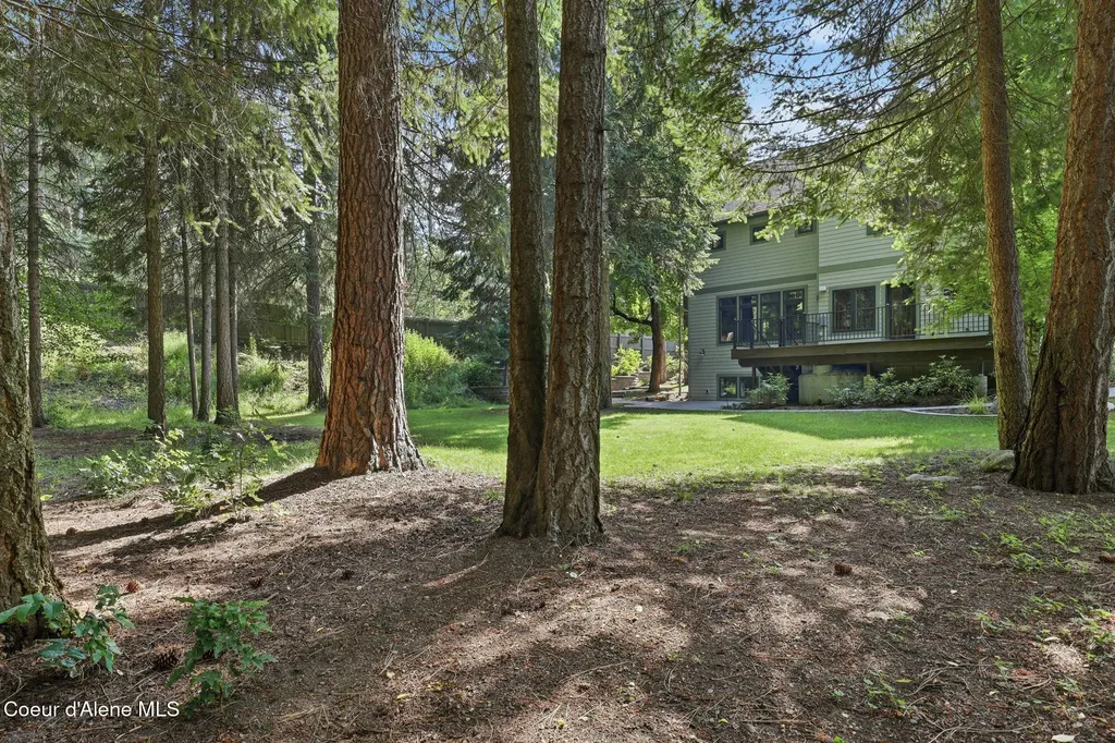 9622 N Country Club Drive Hayden Lake ID 83835