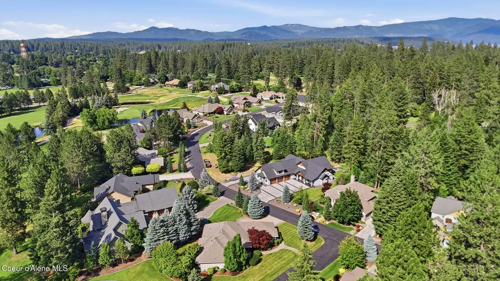 9622 N Country Club Drive Hayden Lake ID 83835