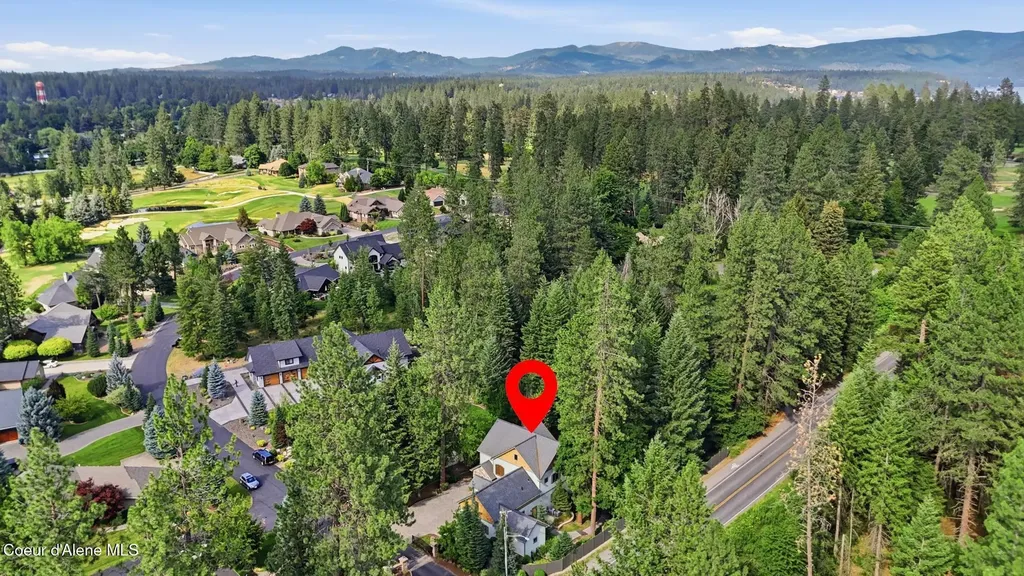 9622 N Country Club Drive Hayden Lake ID 83835