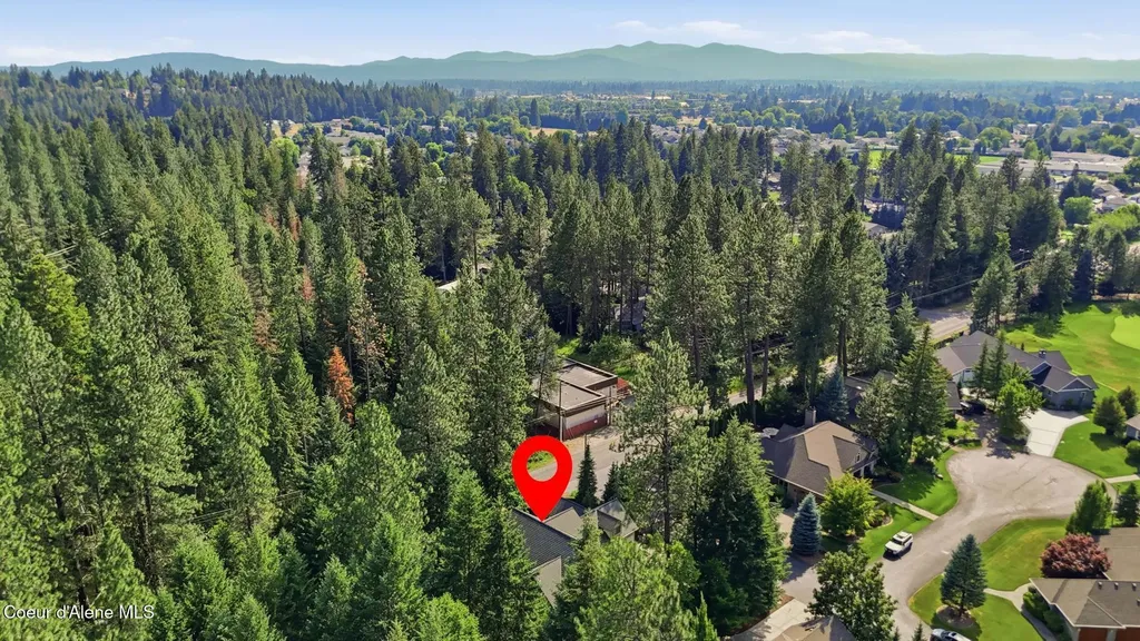 9622 N Country Club Drive Hayden Lake ID 83835
