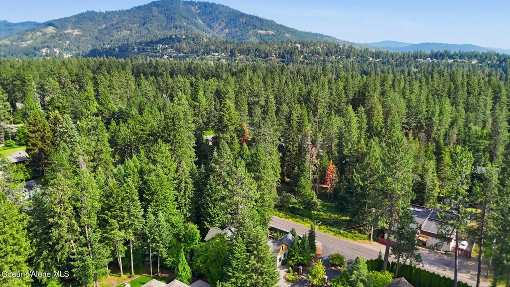 9622 N Country Club Drive Hayden Lake ID 83835