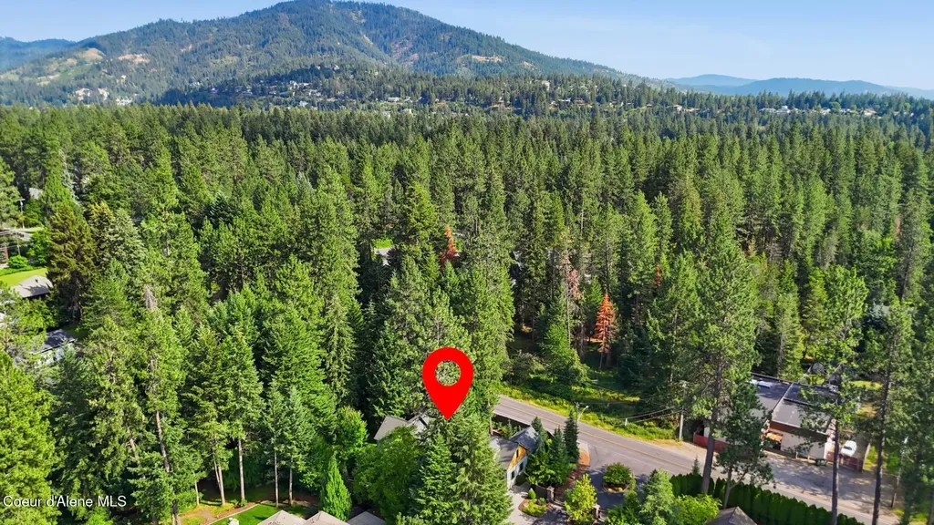 9622 N Country Club Drive Hayden Lake ID 83835
