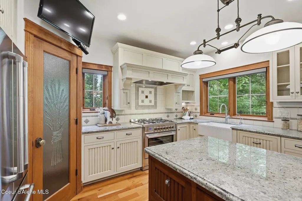9622 N Country Club Drive Hayden Lake ID 83835