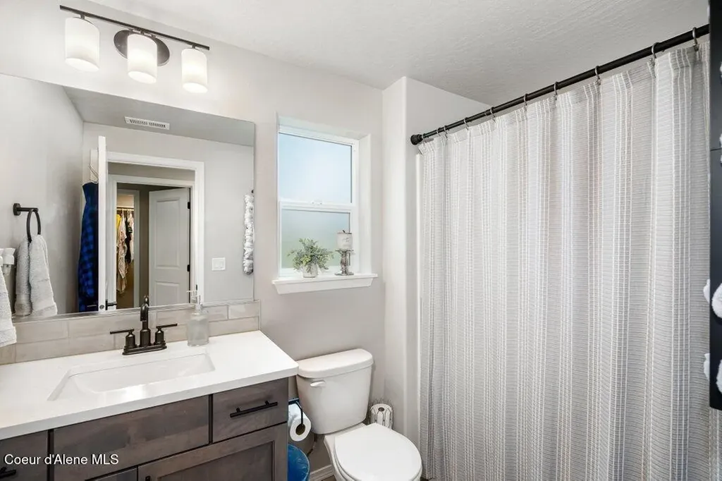 12847 N Genesis Boulevard Hayden Lake ID 83835