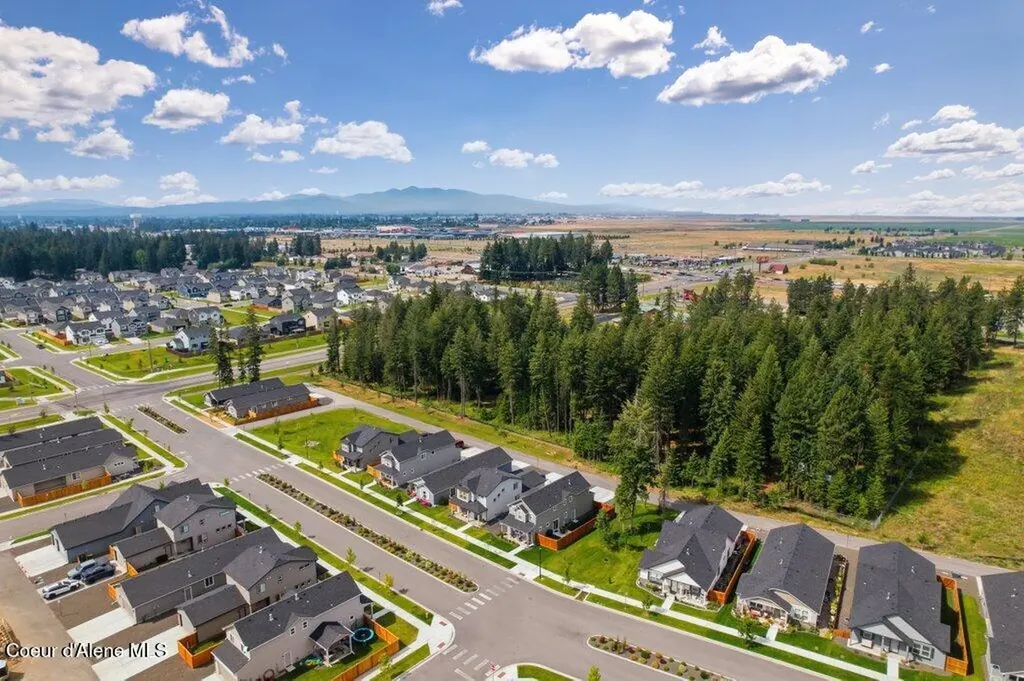 12847 N Genesis Boulevard Hayden Lake ID 83835