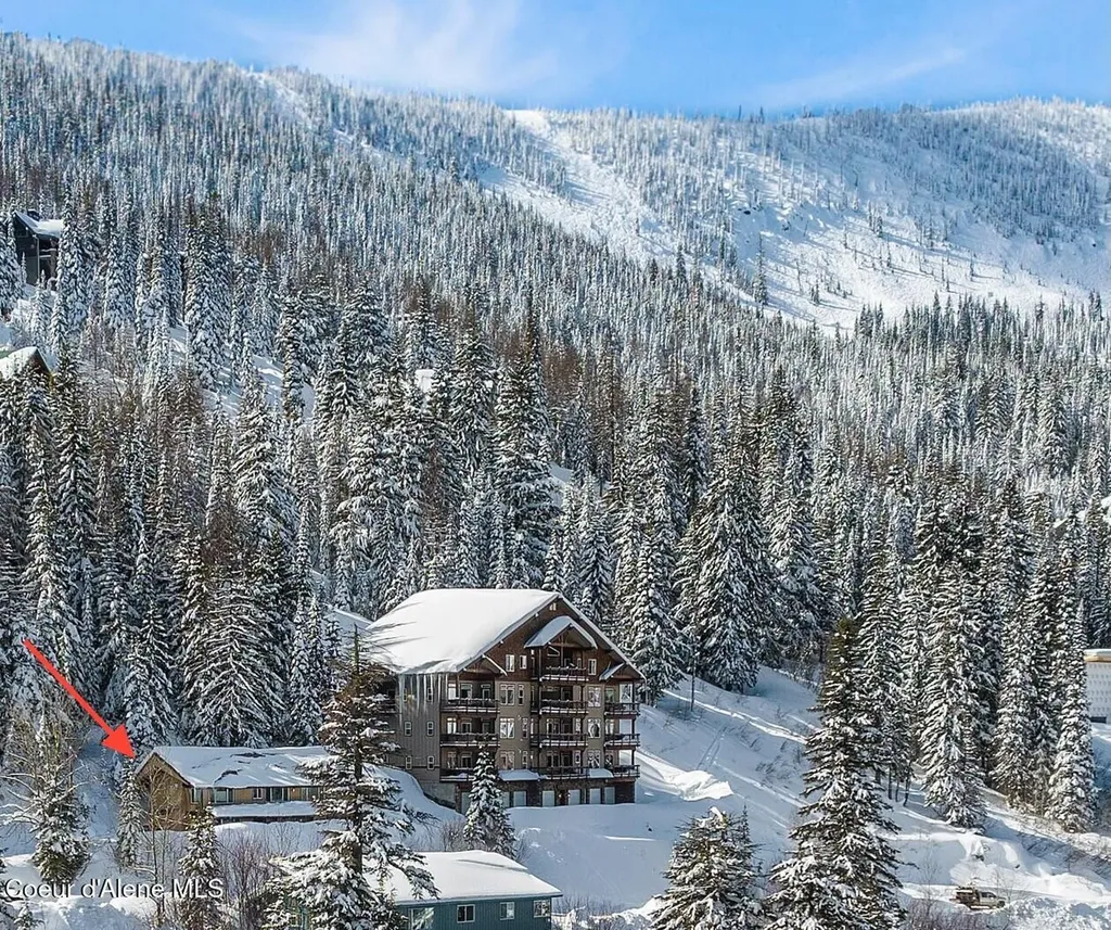 216 Mogul Hill Road Sandpoint ID 83864