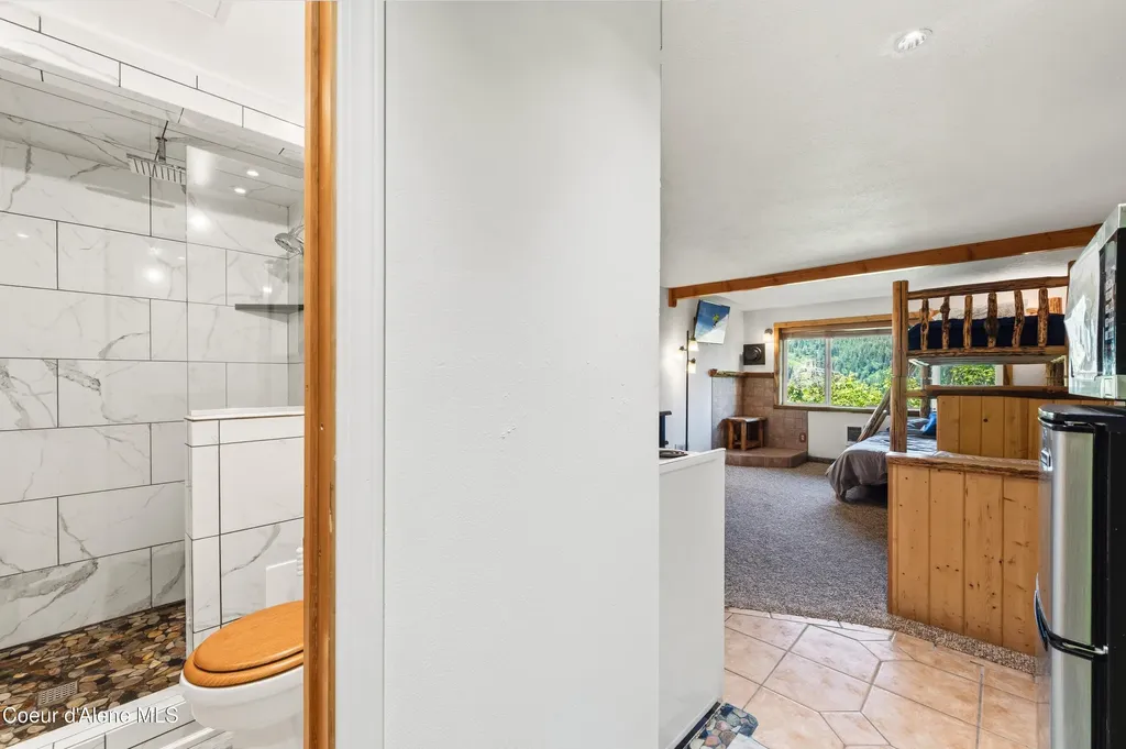 216 Mogul Hill Road Sandpoint ID 83864