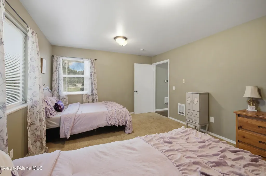 11917 W Hidden Valley Road Rathdrum ID 83858