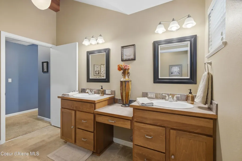 11917 W Hidden Valley Road Rathdrum ID 83858