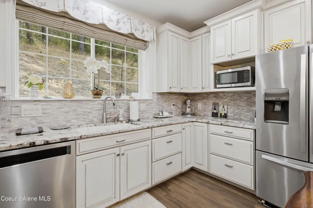 11917 W Hidden Valley Road Rathdrum ID 83858