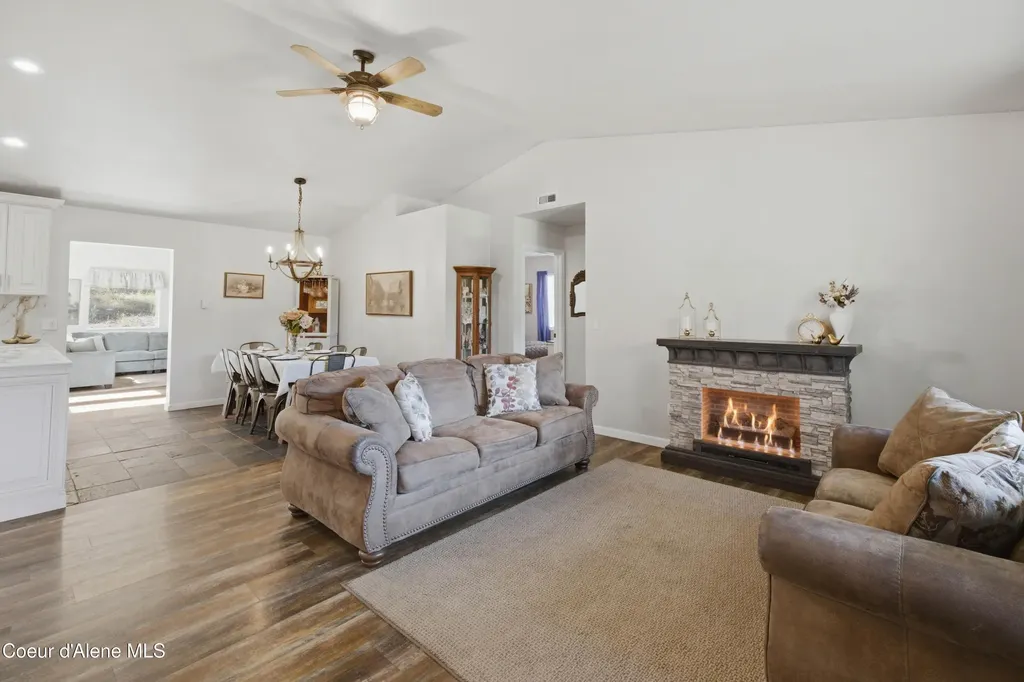 11917 W Hidden Valley Road Rathdrum ID 83858
