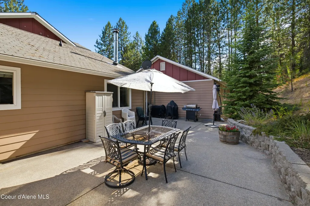 11917 W Hidden Valley Road Rathdrum ID 83858
