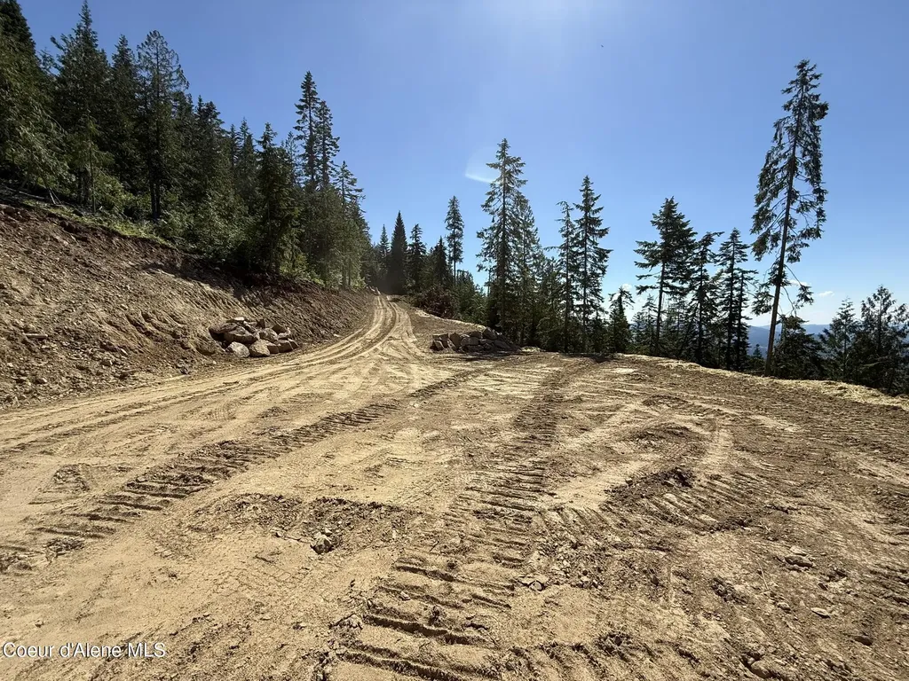 200 Alpine Drive Fernwood ID 83830