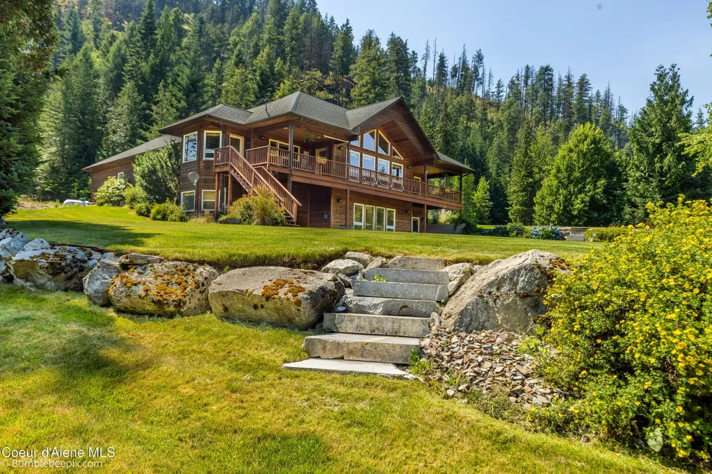 71 Buck Ridge Sagle ID 83860