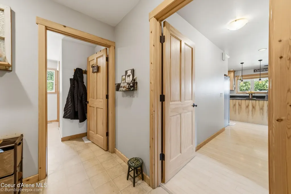71 Buck Ridge Sagle ID 83860