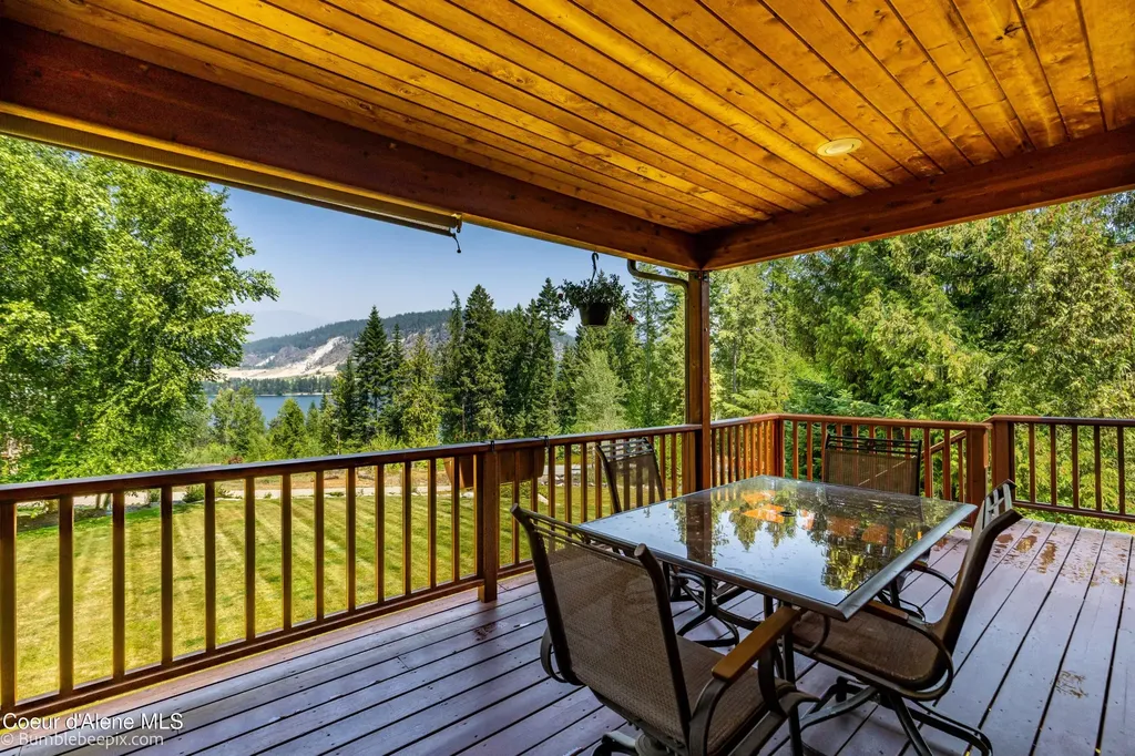 71 Buck Ridge Sagle ID 83860