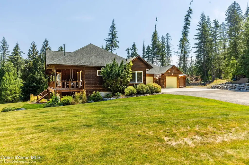 71 Buck Ridge Sagle ID 83860