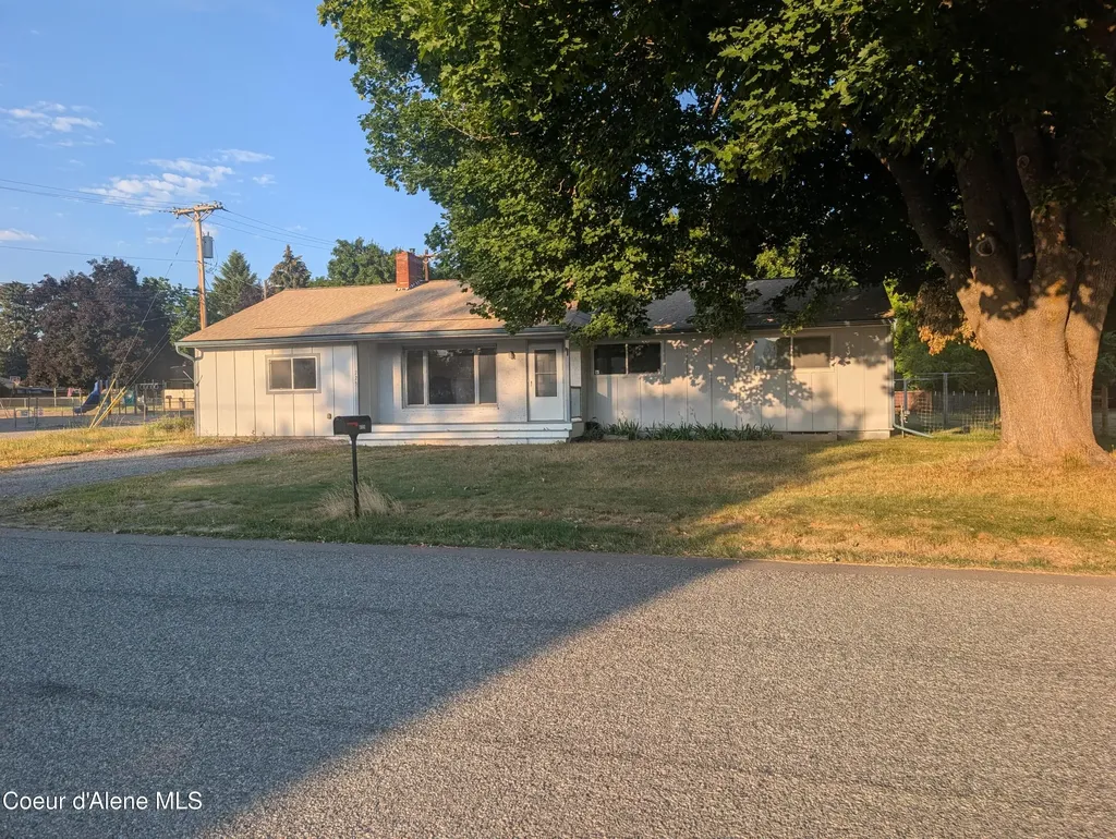 6725 Augusta Street Bonners Ferry ID 83805