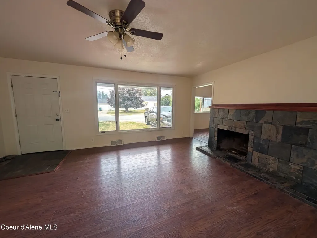 6725 Augusta Street Bonners Ferry ID 83805