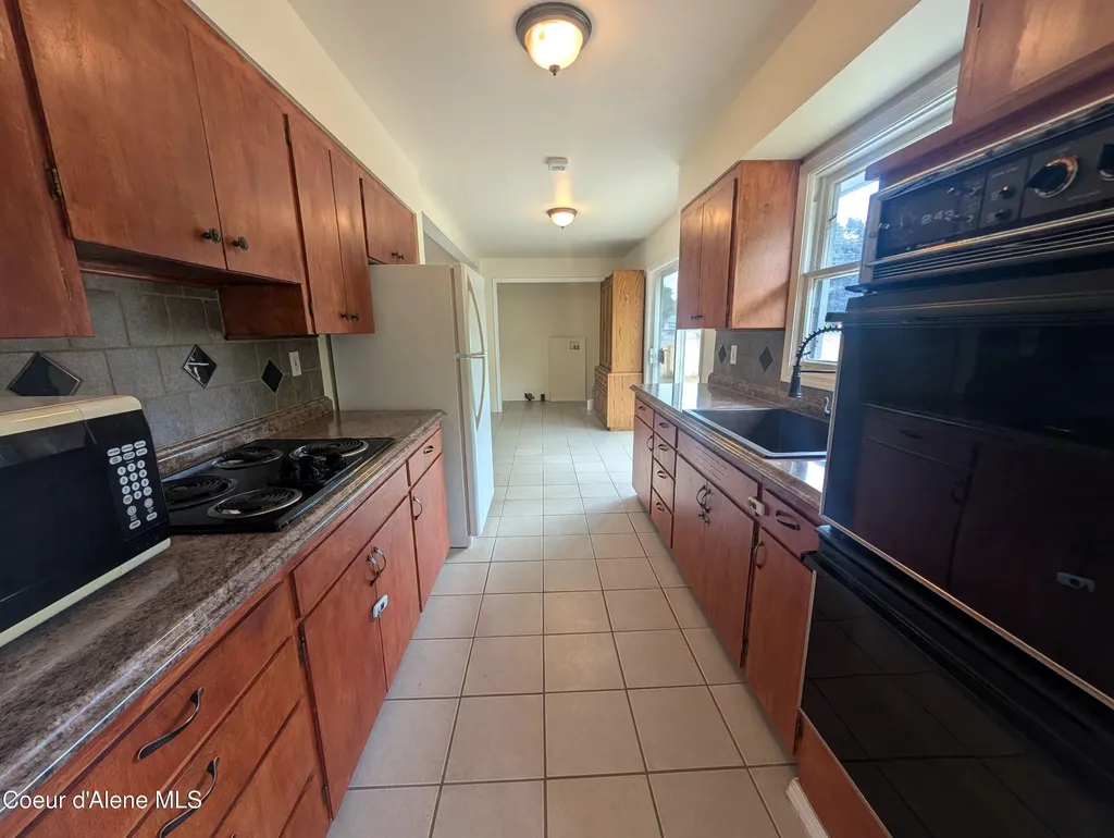 6725 Augusta Street Bonners Ferry ID 83805