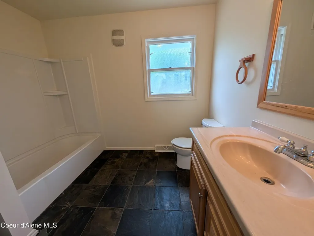 6725 Augusta Street Bonners Ferry ID 83805