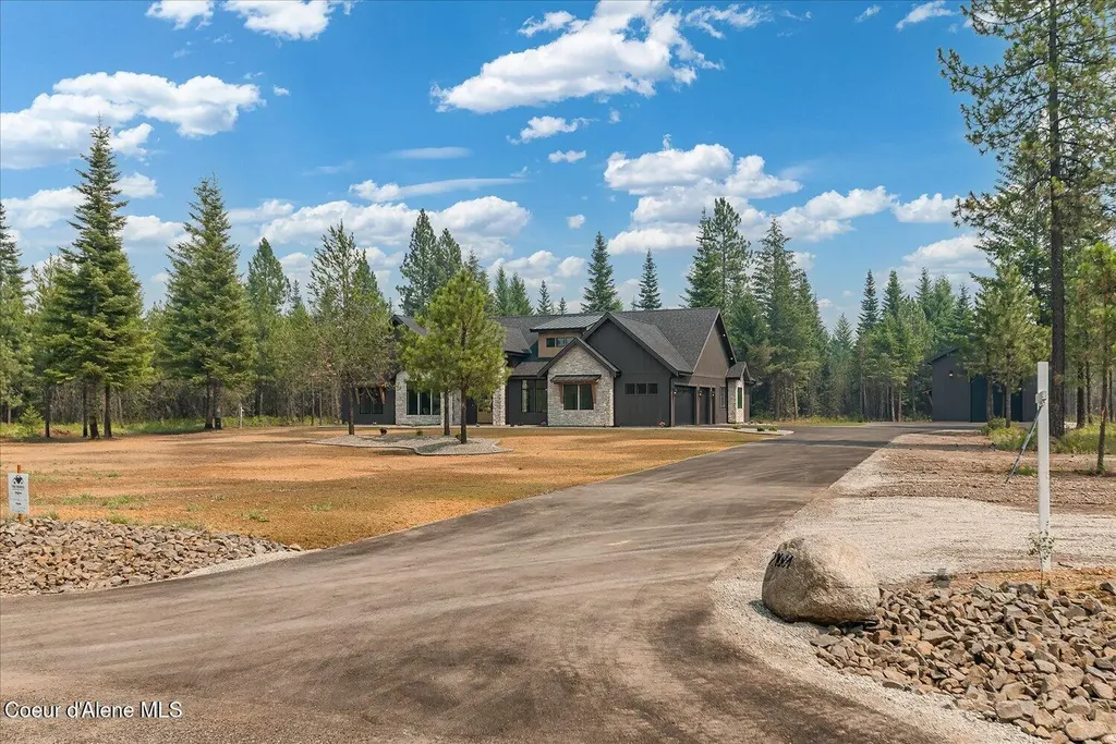 21064 N Ranch View Drive Rathdrum ID 83858