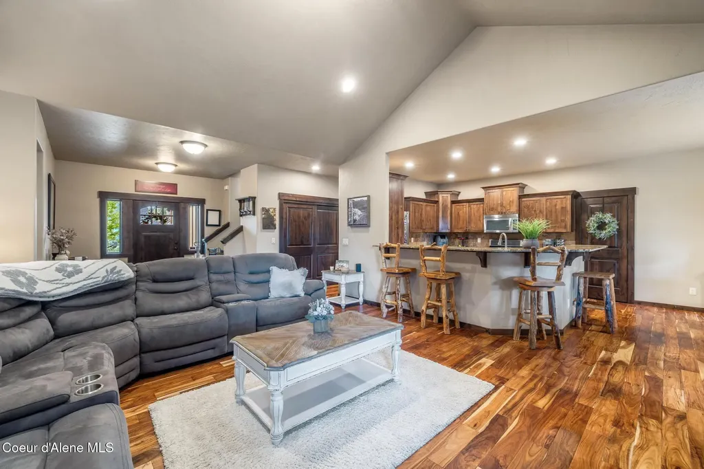 1122 E Maroon Creek Drive Hayden ID 83835