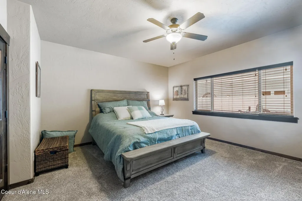 1122 E Maroon Creek Drive Hayden ID 83835
