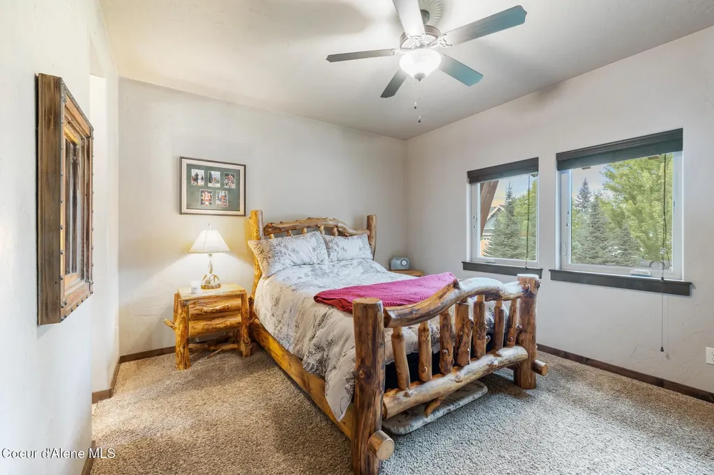 1122 E Maroon Creek Drive Hayden ID 83835