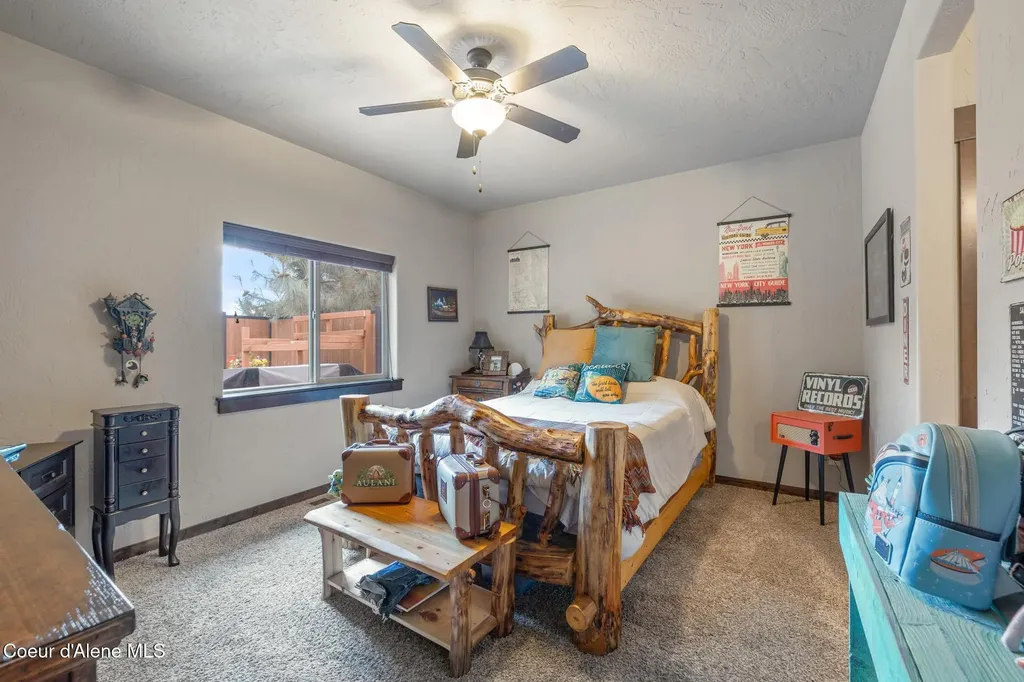 1122 E Maroon Creek Drive Hayden ID 83835