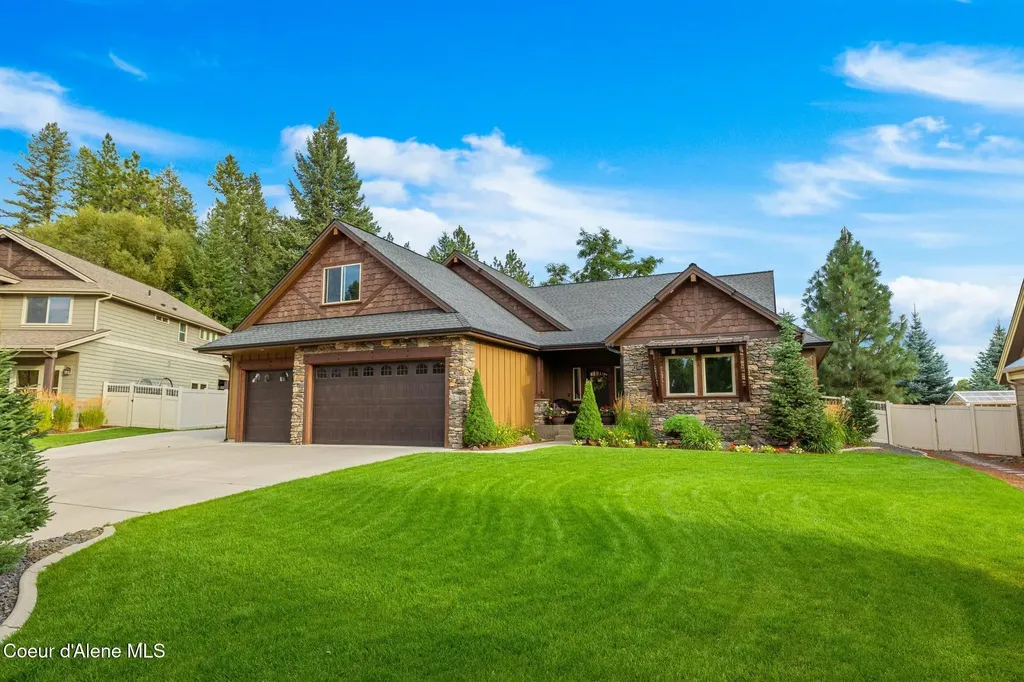 1122 E Maroon Creek Drive Hayden ID 83835
