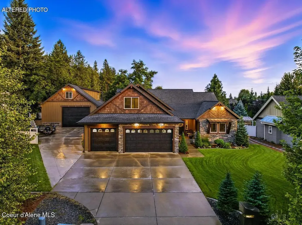 1122 E Maroon Creek Drive Hayden ID 83835
