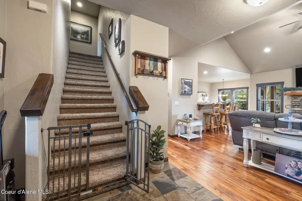 1122 E Maroon Creek Drive Hayden ID 83835