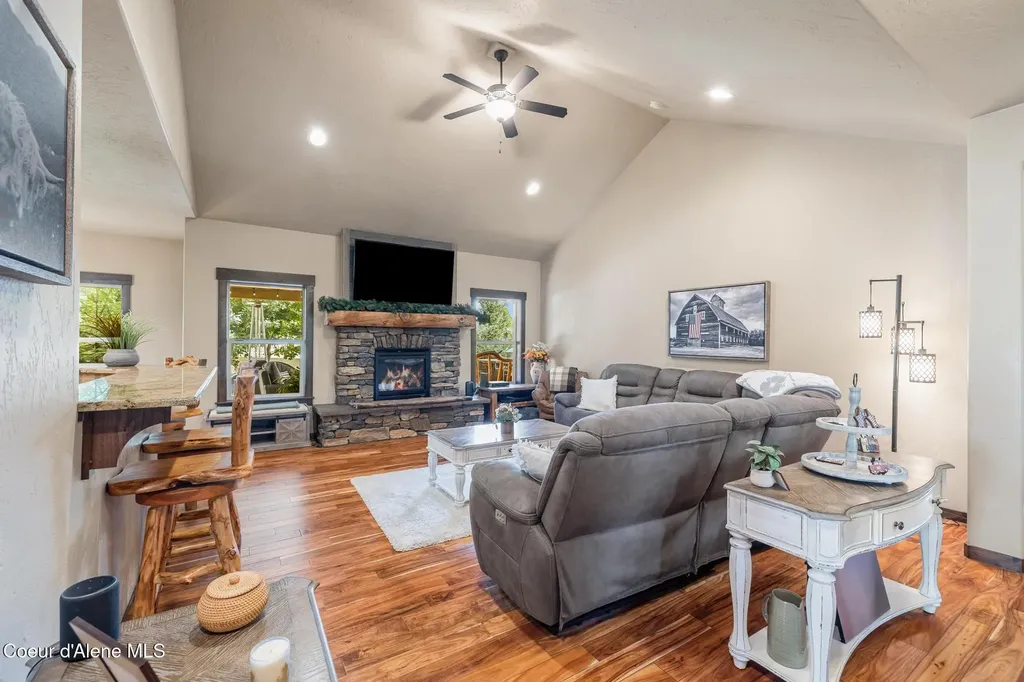 1122 E Maroon Creek Drive Hayden ID 83835
