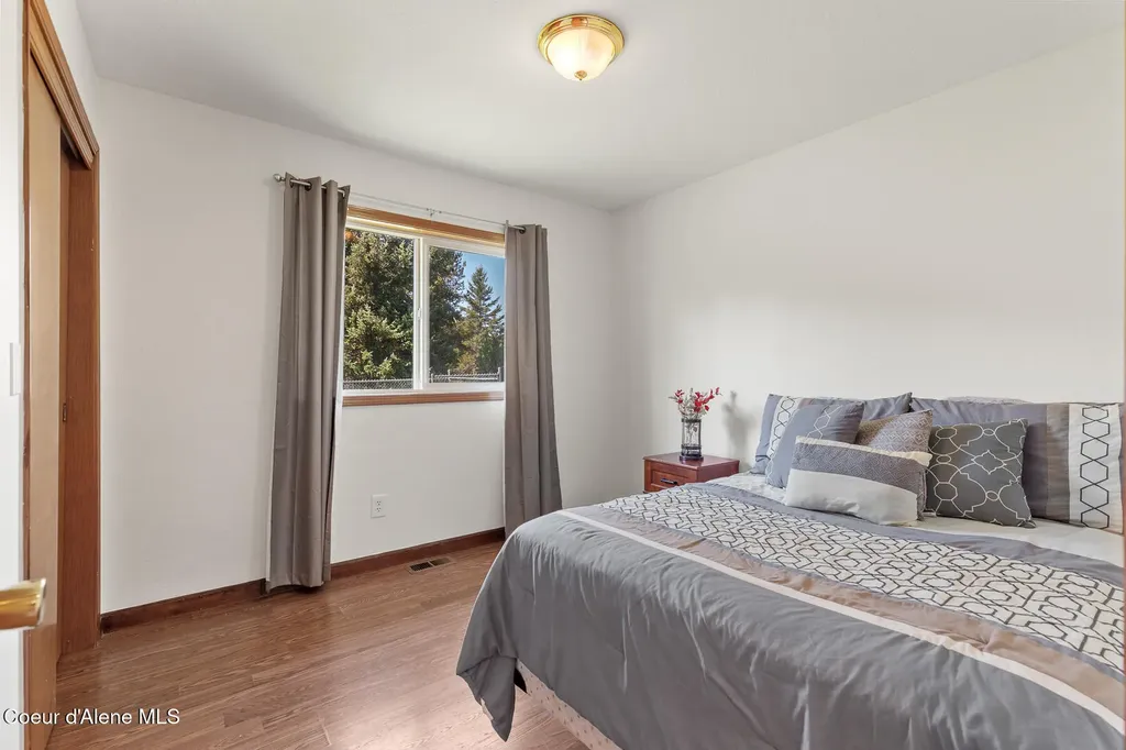 34197 N Hayden Drive Spirit Lake ID 83869
