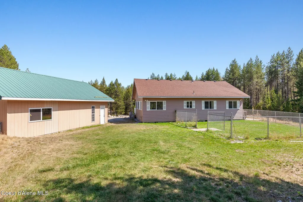 34197 N Hayden Drive Spirit Lake ID 83869