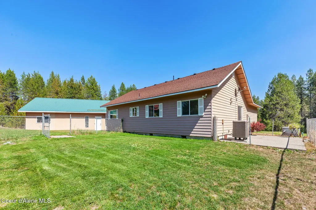 34197 N Hayden Drive Spirit Lake ID 83869