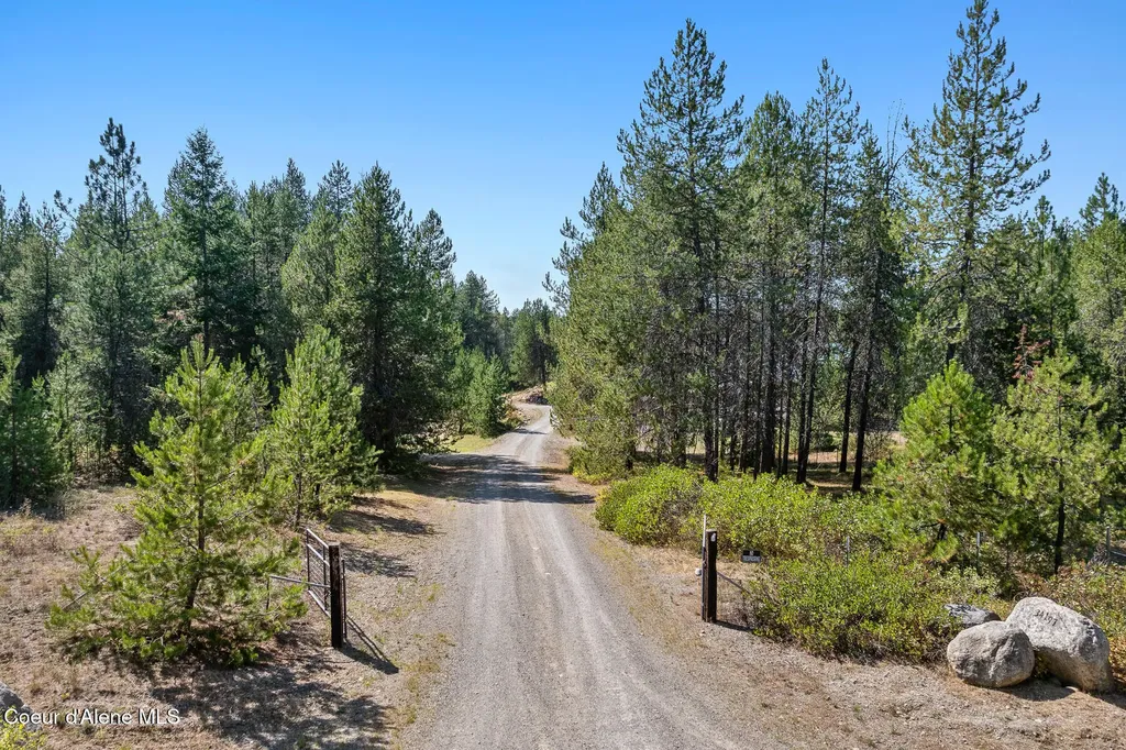 34197 N Hayden Drive Spirit Lake ID 83869