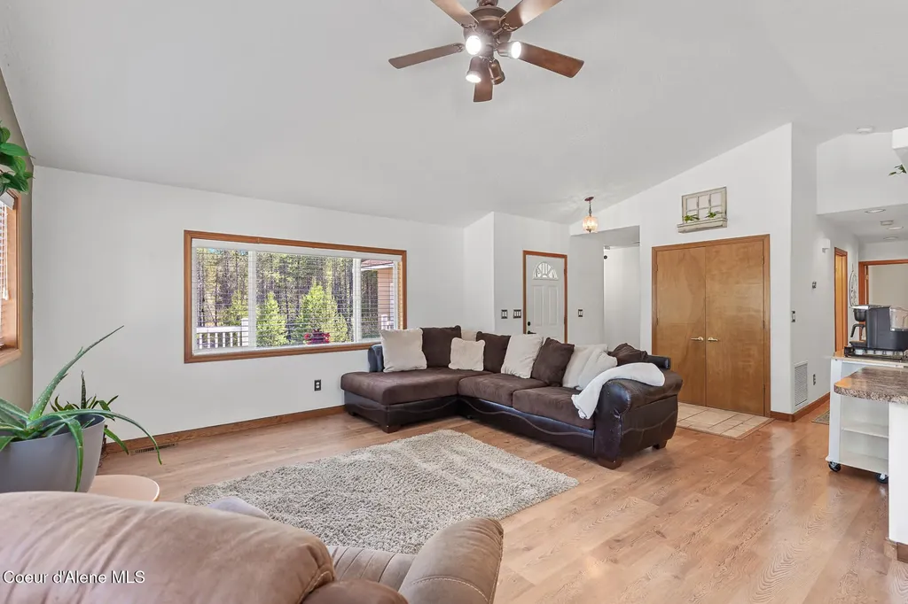 34197 N Hayden Drive Spirit Lake ID 83869
