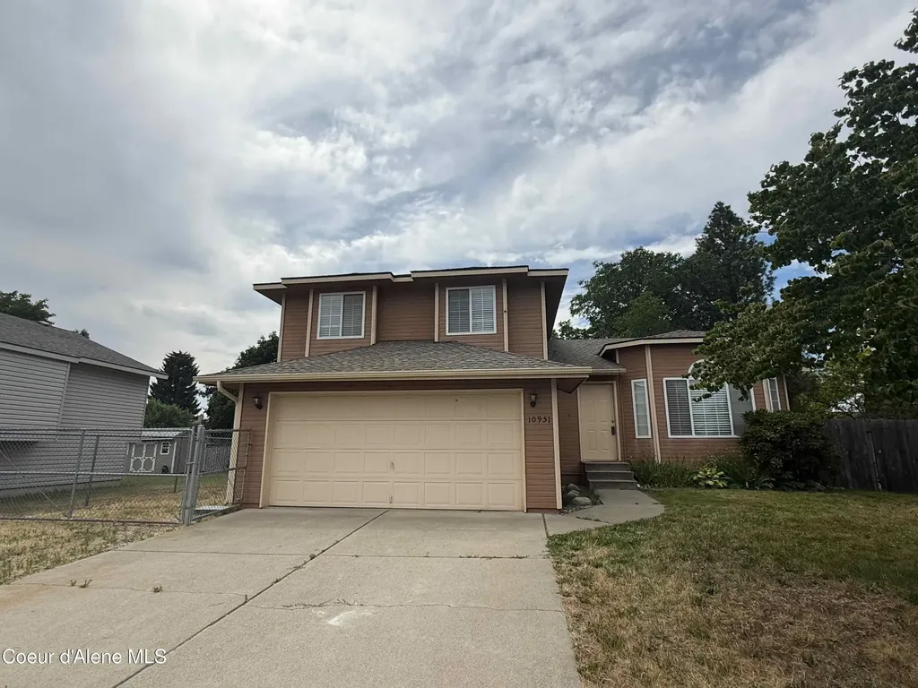 10951 N Krest Court Hayden ID 83835