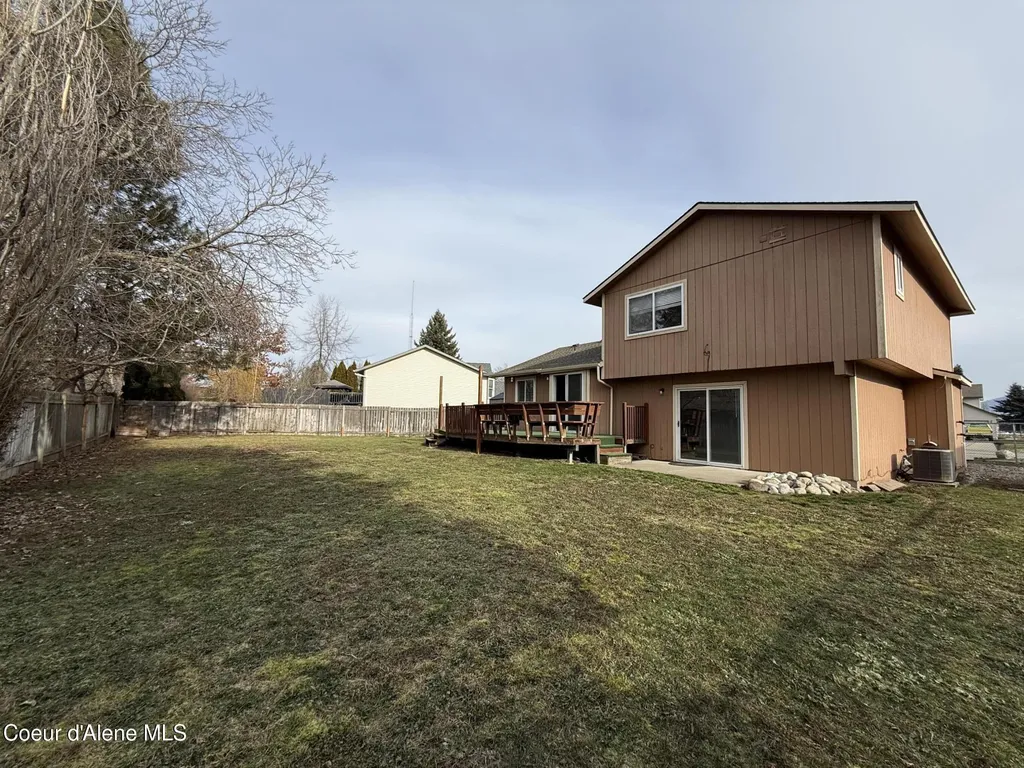 10951 N Krest Court Hayden ID 83835