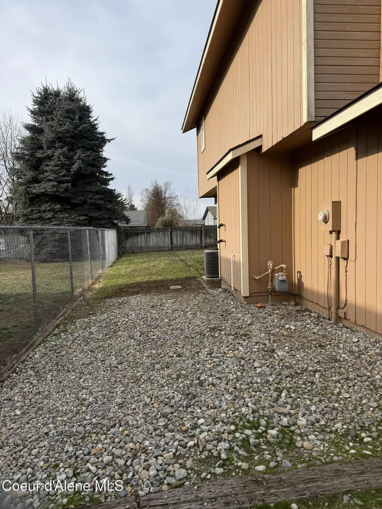 10951 N Krest Court Hayden ID 83835