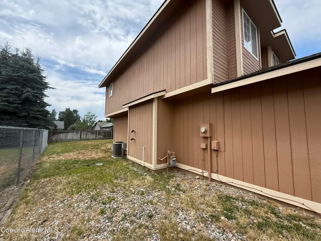 10951 N Krest Court Hayden ID 83835