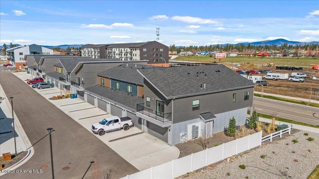 1090 E 4th Avenue Post Falls ID 83854