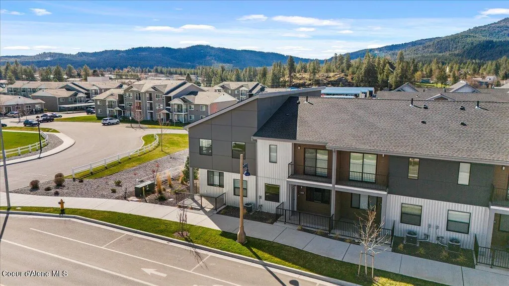 1090 E 4th Avenue Post Falls ID 83854