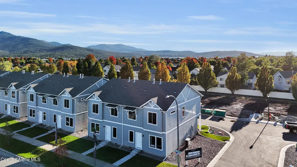 615 N Creative Way Post Falls ID 83854
