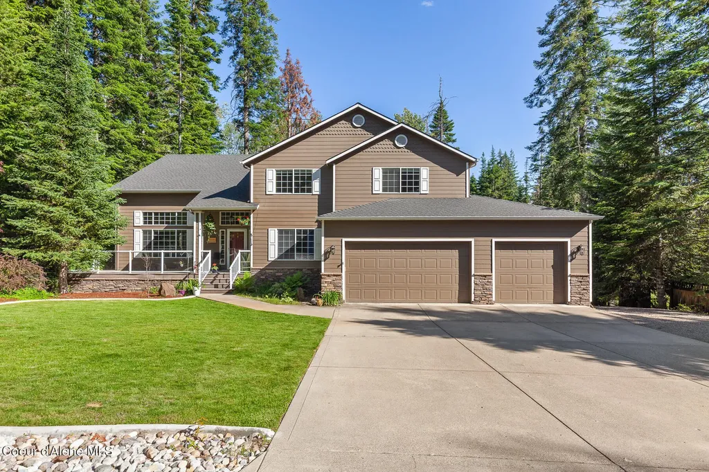 3256 E Cambridge Drive Hayden ID 83835